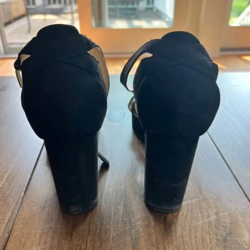 Chinese Laundry suede chinese heels